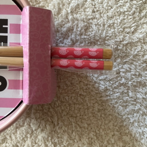 Hello Kitty Ramen bowl. - Picture 3 of 3